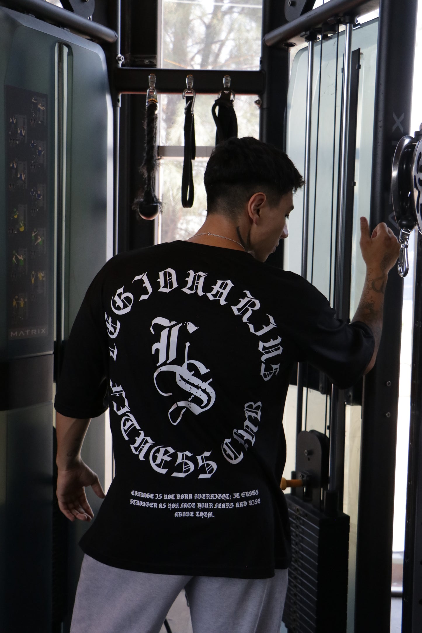 OVERSIZE CHAMPION MENTALITY BLACK